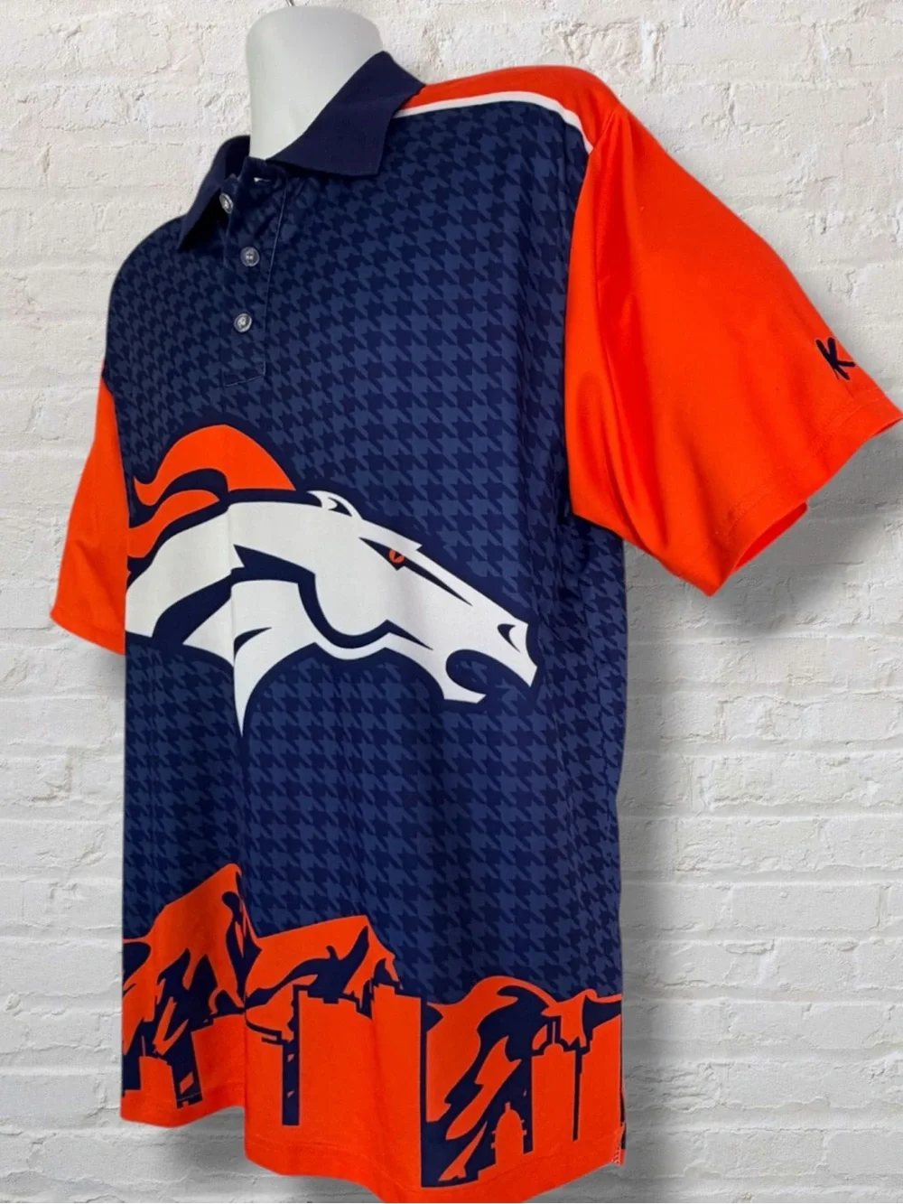 Denver Broncos NFL Team Apparel Men XL Graphic Polo Orange Navy Skyline